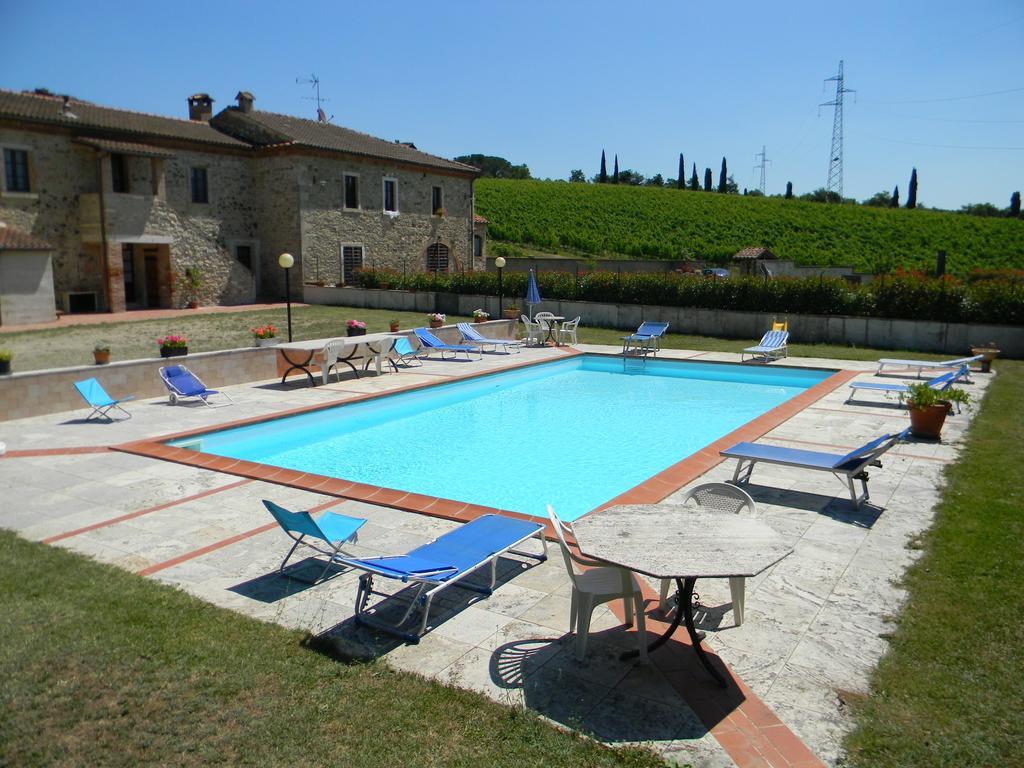 Вилла Agriturismo Podere La Selva Серре-ди-Раполано Экстерьер фото
